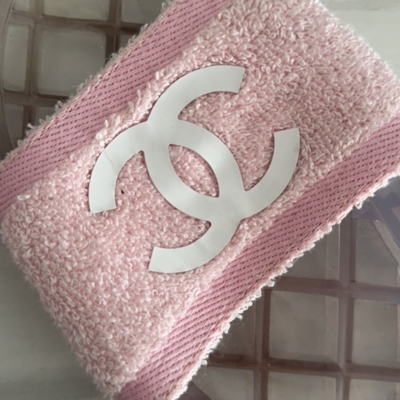 Chanel pool slides - Picture 5 of 6